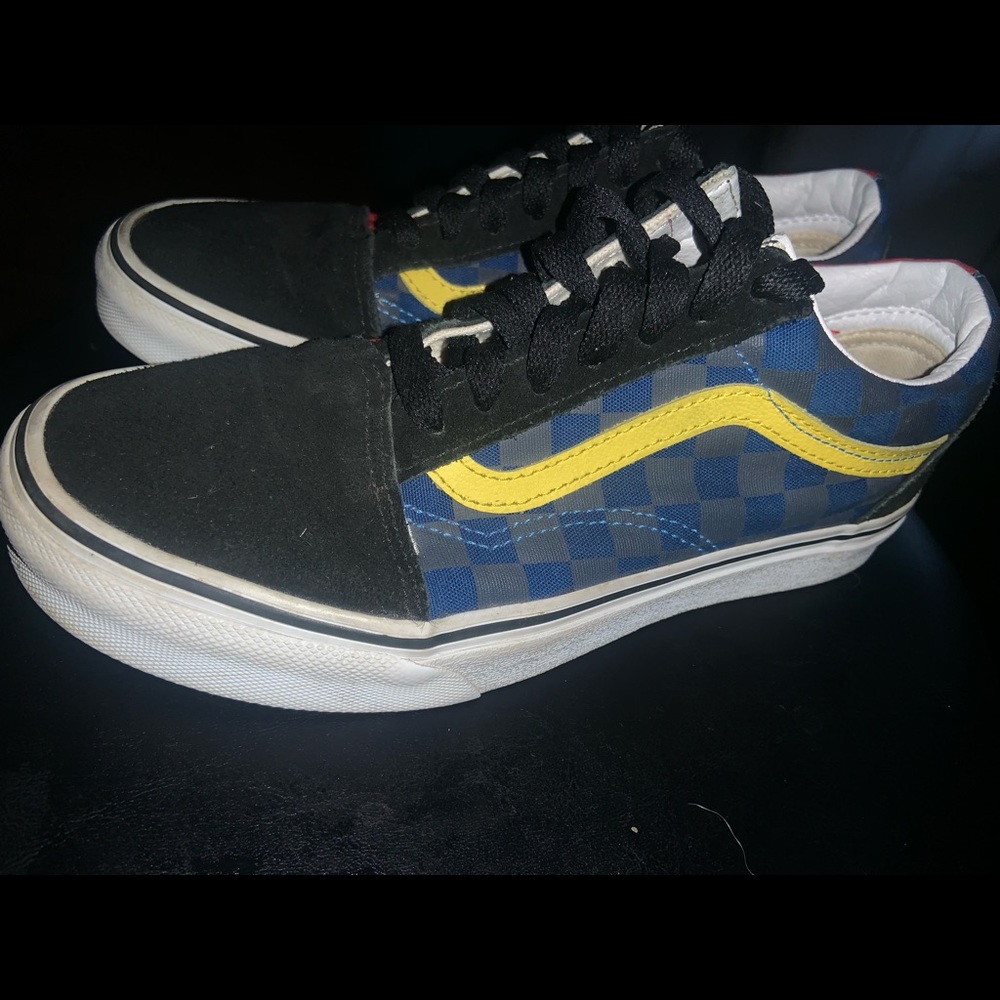 VANS Multi-colored red, blue, yellow and black